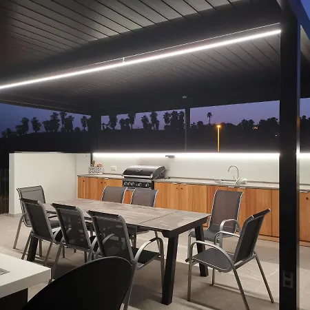 Karat Macaronesia Адехе