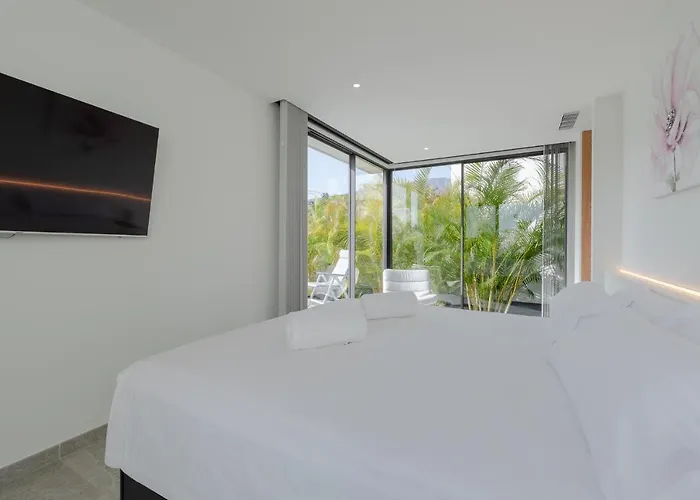 Karat Macaronesia * Costa Adeje (Tenerife)