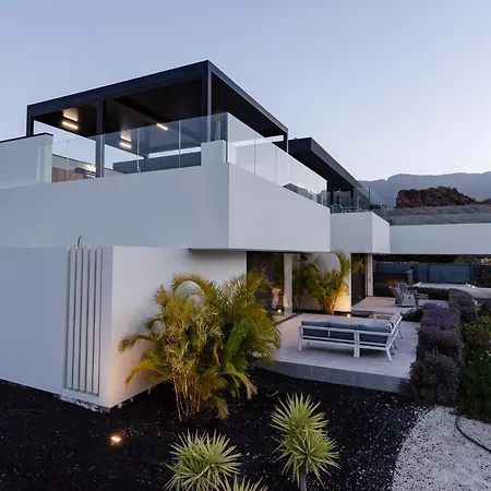 Willa Karat Macaronesia