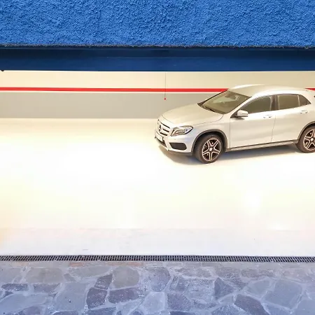 Karat Macaronesia Willa *