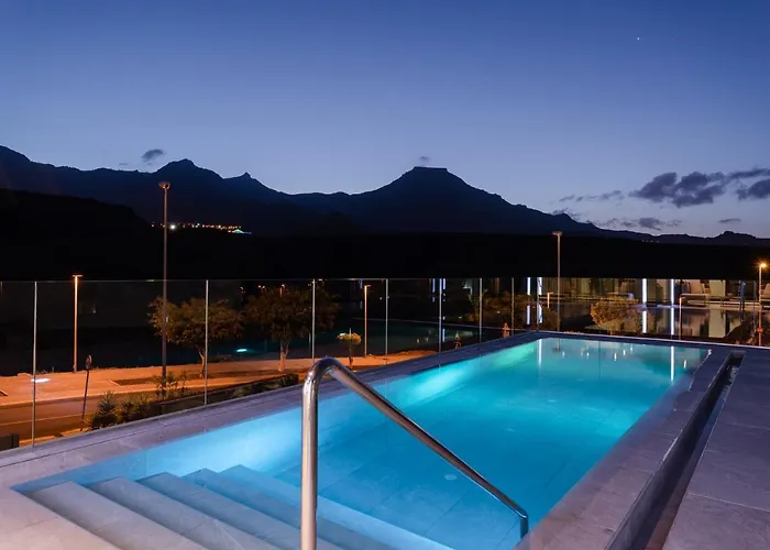 Karat Macaronesia * 阿德耶