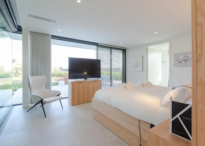 Karat Macaronesia 别墅 *